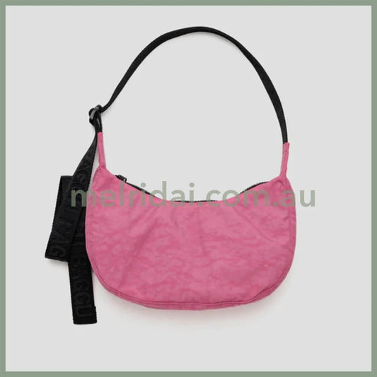 Baggu | Small Nylon Crescent Bag (Azalea Pink) 新月包 尼龙饺子包 超轻防水 肩带可调节