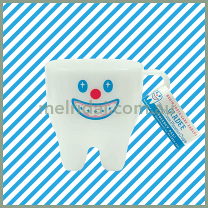 Gladee | Tooth Plastic Cup // Good/Shiny