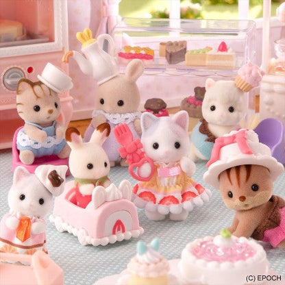 Sylvanian Families | Baby Cake Party Series Secret Figure 102Mm*155Mm*23Mm 森贝儿森林家族 蛋糕派对系列 植绒摆件盲袋